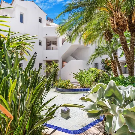 Cozy Penthouse Los Naranjos De Apartment
